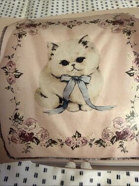 “Teen Home”. Cat Woven Throw